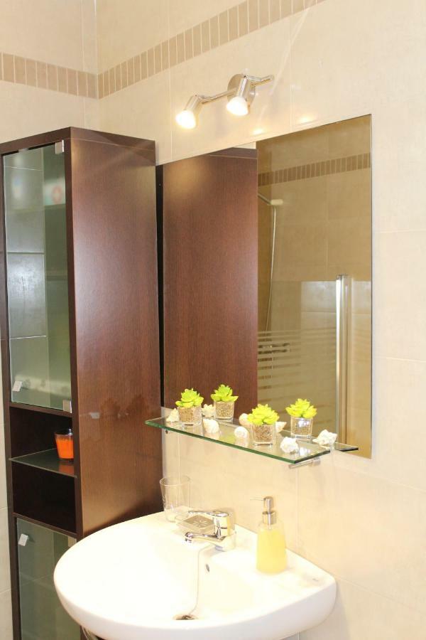 Апартаменты Apartamento Centro Кадис Экстерьер фото